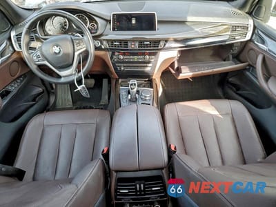 Zdjęcie 8 z 12 samochodu: 2018 BMW X5 XDRIVE35I VIN:5UXKR0C59JL072352 - miniatura