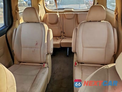 Zdjęcie 10 z 12 samochodu: 2015 KIA SEDONA LX VIN:KNDMB5C1XF6040203 - miniatura