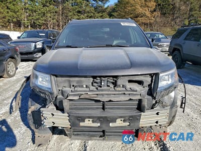 Piąte zdjęcie samochodu w środku: 2017 FORD EXPLORER XLT VIN:1FM5K7D81HGB30330 - miniatura