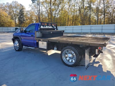 Trzecie zdjęcie samochodu z tyłu: 2001 CHEVROLET SILVERADO C3500 VIN:1GBJC34151F135588 - miniatura