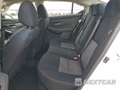 Zdjęcie 10 z 15 samochodu: 2021 NISSAN SENTRA SR VIN:3N1AB8DV0MY216786 - miniatura