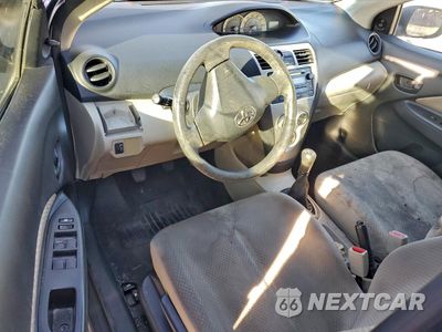 Zdjęcie 8 z 12 samochodu: 2007 TOYOTA YARIS VIN:JTDBT903271179399 - miniatura