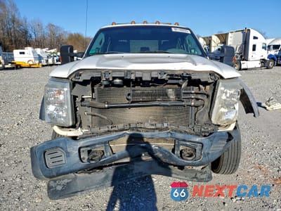 Piąte zdjęcie samochodu w środku: 2016 FORD F450 SUPER DUTY VIN:1FD0W4HT4GEC52444 - miniatura