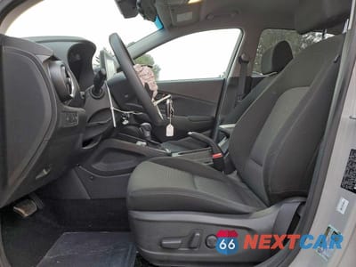 Zdjęcie 7 z 11 samochodu: 2023 HYUNDAI KONA SEL VIN:KM8K6CAB7PU980849 - miniatura