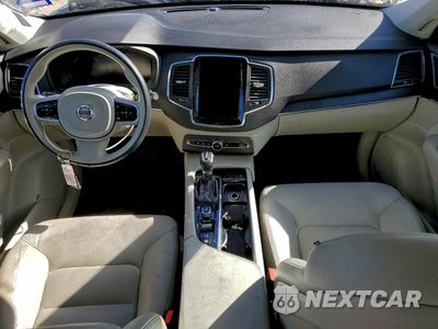 Zdjęcie 8 z 15 samochodu: 2020 VOLVO XC90 T5 MOMENTUM VIN:YV4102CK7L1610356 - miniatura