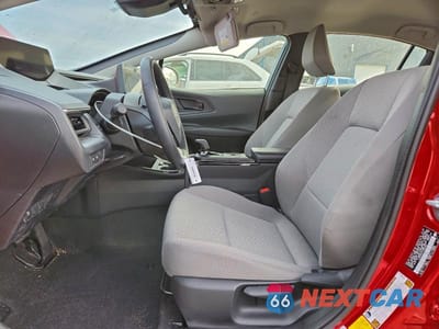 Zdjęcie 7 z 11 samochodu: 2025 TOYOTA PRIUS LE VIN:JTDACAAU7S3050821 - miniatura