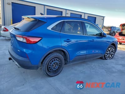 Trzecie zdjęcie samochodu z tyłu: 2020 FORD ESCAPE TITANIUM VIN:1FMCU9J96LUB18047 - miniatura