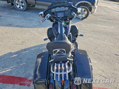 Zdjęcie 6 z 9 samochodu: 2016 HARLEY-DAVIDSON FLHXSE CVO STREET GLIDE VIN:1HD1PXN13GB964700 - miniatura