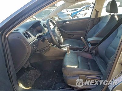Zdjęcie 7 z 11 samochodu: 2011 VOLKSWAGEN JETTA SE VIN:3VWDZ7AJ4BM320412 - miniatura