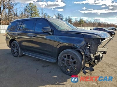 Czwarte zdjęcie samochodu z boku: 2021 CHEVROLET TAHOE K1500 LT VIN:1GNSKNKD9MR197551 - miniatura