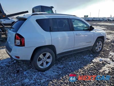 Trzecie zdjęcie samochodu z tyłu: 2015 JEEP COMPASS SPORT VIN:1C4NJDBB1FD423616 - miniatura