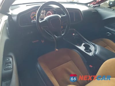 Zdjęcie 8 z 12 samochodu: 2021 DODGE CHALLENGER VIN:2C3CDZFJ4MH583751 - miniatura