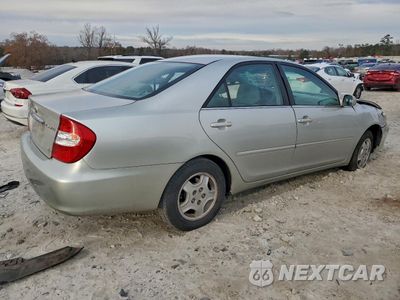 Trzecie zdjęcie samochodu z tyłu: 2002 TOYOTA CAMRY LE VIN:4T1BF30K02U003255 - miniatura