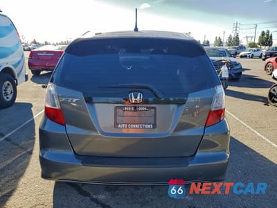 Zdjęcie 6 z 12 samochodu: 2012 HONDA FIT SPORT VIN:JHMGE8H58CC042044 - miniatura
