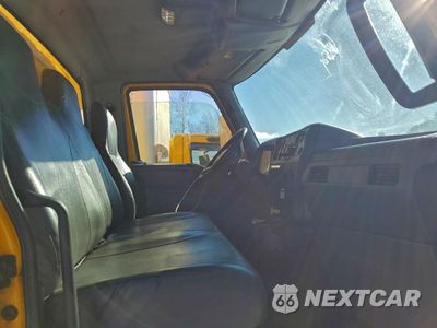 Piąte zdjęcie samochodu w środku: 2020 INTERNATIONAL MV607 BOX TRUCK VIN:3HAEUMML3LL142982 - miniatura