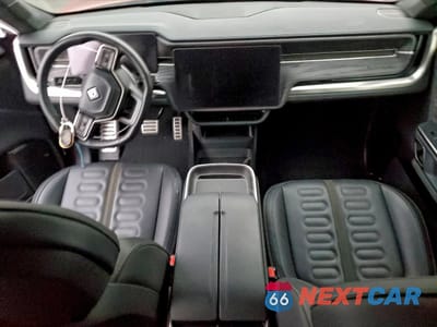 Zdjęcie 8 z 14 samochodu: 2024 RIVIAN R1S ADVENTURE VIN:7PDSGCBA1RN029852 - miniatura