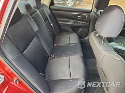 Zdjęcie 10 z 15 samochodu: 2017 NISSAN ALTIMA 2.5 VIN:1N4AL3AP4HC126225 - miniatura