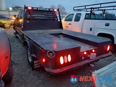 Drugie zdjęcie samochodu z przodu: 2017 CHEVROLET SILVERADO K3500 LT VIN:1GB4KZCY2HF139299 - miniatura