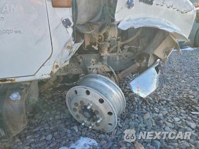 Zdjęcie 9 z 10 samochodu: 1995 INTERNATIONAL 4900 FUEL / LUBE TRUCK VIN:1HTSDAAN4SH633928 - miniatura