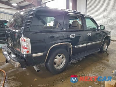 Trzecie zdjęcie samochodu z tyłu: 2001 GMC YUKON VIN:1GKEK13T11J120076 - miniatura