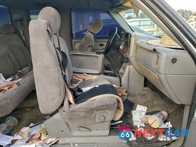 Zdjęcie 13 z 14 samochodu: 1999 CHEVROLET SILVERADO VIN:2GCEC19T2X1223641 - miniatura