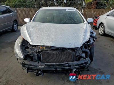 Piąte zdjęcie samochodu w środku: 2013 HYUNDAI ELANTRA GLS VIN:5NPDH4AE2DH242681 - miniatura