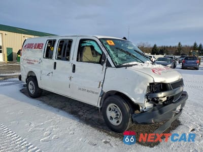 Czwarte zdjęcie samochodu z boku: 2025 CHEVROLET EXPRESS G3500 VIN:1GCZGGF75S1103718 - miniatura