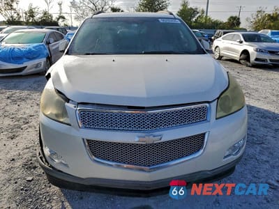 Piąte zdjęcie samochodu w środku: 2011 CHEVROLET TRAVERSE LTZ VIN:1GNKVLED1BJ125469 - miniatura