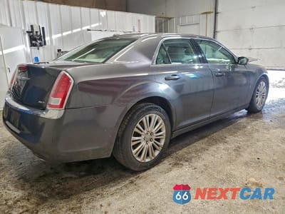 Trzecie zdjęcie samochodu z tyłu: 2014 CHRYSLER 300 VIN:2C3CCARGXEH120390 - miniatura