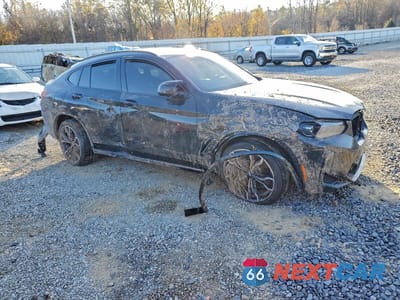 Czwarte zdjęcie samochodu z boku: 2025 BMW X4 M VIN:5YM23EC06S9Y81981 - miniatura