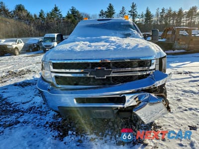 Piąte zdjęcie samochodu w środku: 2013 CHEVROLET SILVERADO K3500 VIN:1GB3KZC84DF106679 - miniatura