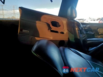 Zdjęcie 11 z 15 samochodu: 1998 CHEVROLET TAHOE K1500 VIN:3GNEK18RXWG123972 - miniatura
