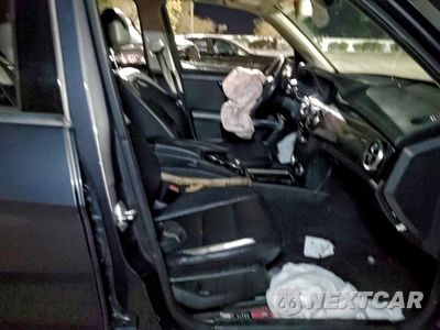 Zdjęcie 13 z 14 samochodu: 2015 MERCEDES-BENZ GLK 350 VIN:WDCGG5HB0FG354933 - miniatura