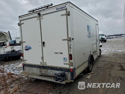 Trzecie zdjęcie samochodu z tyłu: 2023 FORD E450 DELIVERY TRUCK VIN:1FDXE4FN8PDD16870 - miniatura