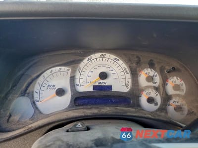 Zdjęcie 9 z 12 samochodu: 2003 CHEVROLET SILVERADO K1500 VIN:2GCEK19T931189176 - miniatura