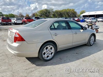 Trzecie zdjęcie samochodu z tyłu: 2010 FORD FUSION SE VIN:3FAHP0HA4AR338326 - miniatura