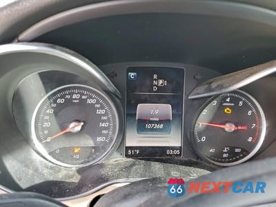 Zdjęcie 9 z 11 samochodu: 2015 MERCEDES-BENZ C 300 4MATIC VIN:55SWF4KBXFU032526 - miniatura