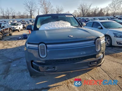 Piąte zdjęcie samochodu w środku: 2026 RIVIAN R1S PREMIUM VIN:7PDSGBBP1TN081911 - miniatura