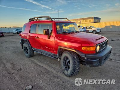 Czwarte zdjęcie samochodu z boku: 2012 TOYOTA FJ CRUISER VIN:JTEBU4BF2CK130470 - miniatura