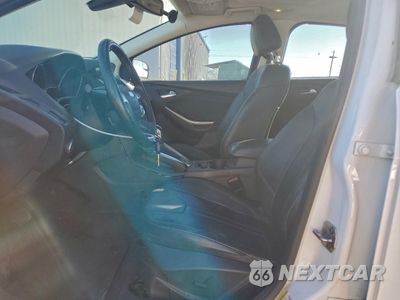 Zdjęcie 7 z 13 samochodu: 2012 FORD FOCUS SEL VIN:1FAHP3H25CL222855 - miniatura