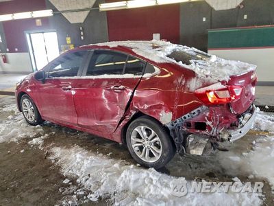 Drugie zdjęcie samochodu z przodu: 2019 CHEVROLET CRUZE LT VIN:1G1BE5SMXK7140079 - miniatura
