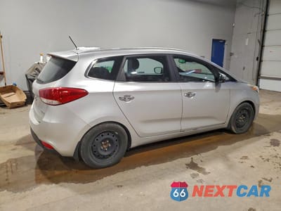 Trzecie zdjęcie samochodu z tyłu: 2014 KIA RONDO VIN:KNAHU8A33E7071283 - miniatura