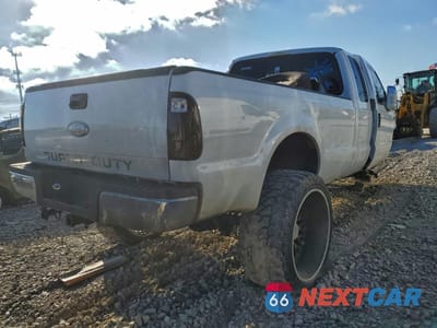 Trzecie zdjęcie samochodu z tyłu: 1999 FORD F250 SUPER DUTY VIN:1FTNX21F2XEC78637 - miniatura