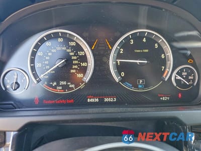 Zdjęcie 9 z 12 samochodu: 2016 BMW X5 XDR40E VIN:5UXKT0C59G0S75852 - miniatura