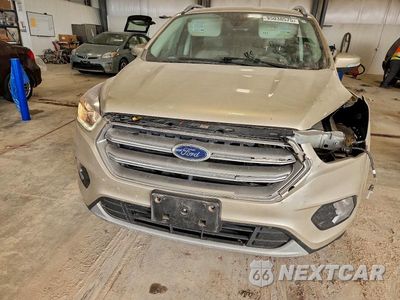 Piąte zdjęcie samochodu w środku: 2017 FORD ESCAPE TITANIUM VIN:1FMCU9J94HUC50005 - miniatura