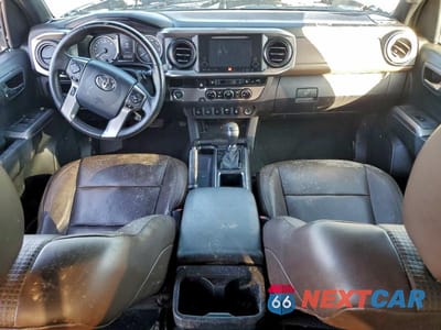 Zdjęcie 8 z 11 samochodu: 2017 TOYOTA TACOMA LIMITED VIN:3TMEZ5CN2HM037186 - miniatura