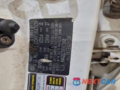 Zdjęcie 12 z 12 samochodu: 2006 KIA OPTIMA LX VIN:KNAGE123165023468 - miniatura