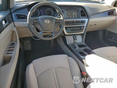 Zdjęcie 8 z 14 samochodu: 2017 HYUNDAI SONATA SPORT VIN:5NPE34AF6HH451682 - miniatura