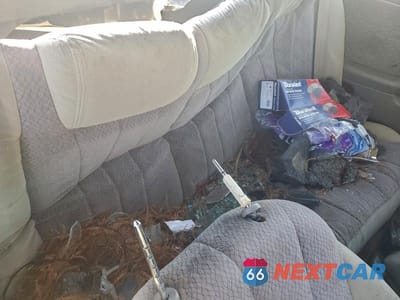 Zdjęcie 10 z 11 samochodu: 2000 CHEVROLET MALIBU VIN:1G1ND52J8Y6206360 - miniatura