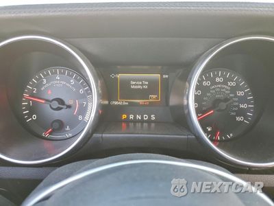 Zdjęcie 9 z 13 samochodu: 2018 FORD MUSTANG VIN:1FA6P8TH0J5104942 - miniatura
